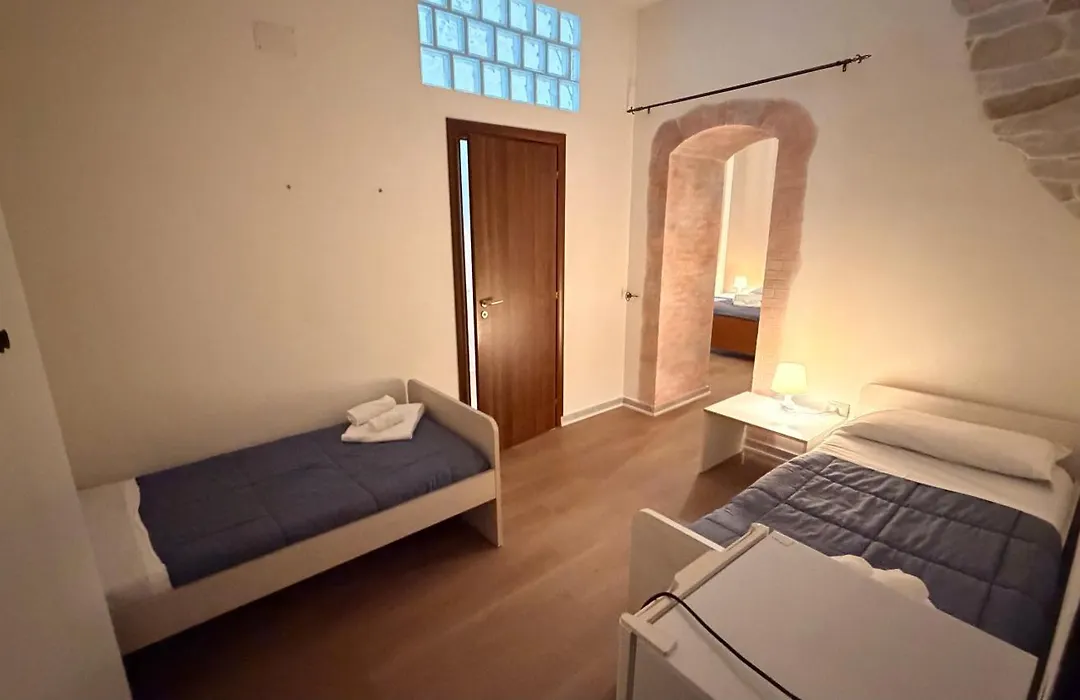 B&B Dora 2,0-1